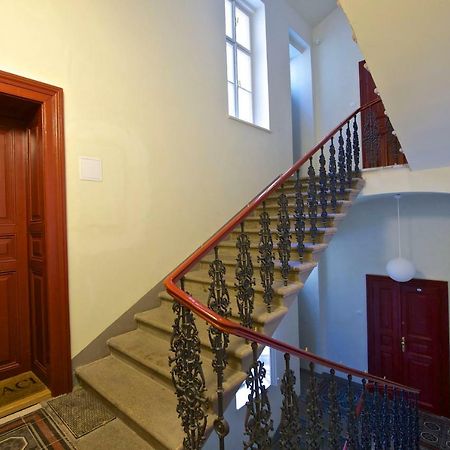 Kafka'S Head Apartment 布拉格 外观 照片