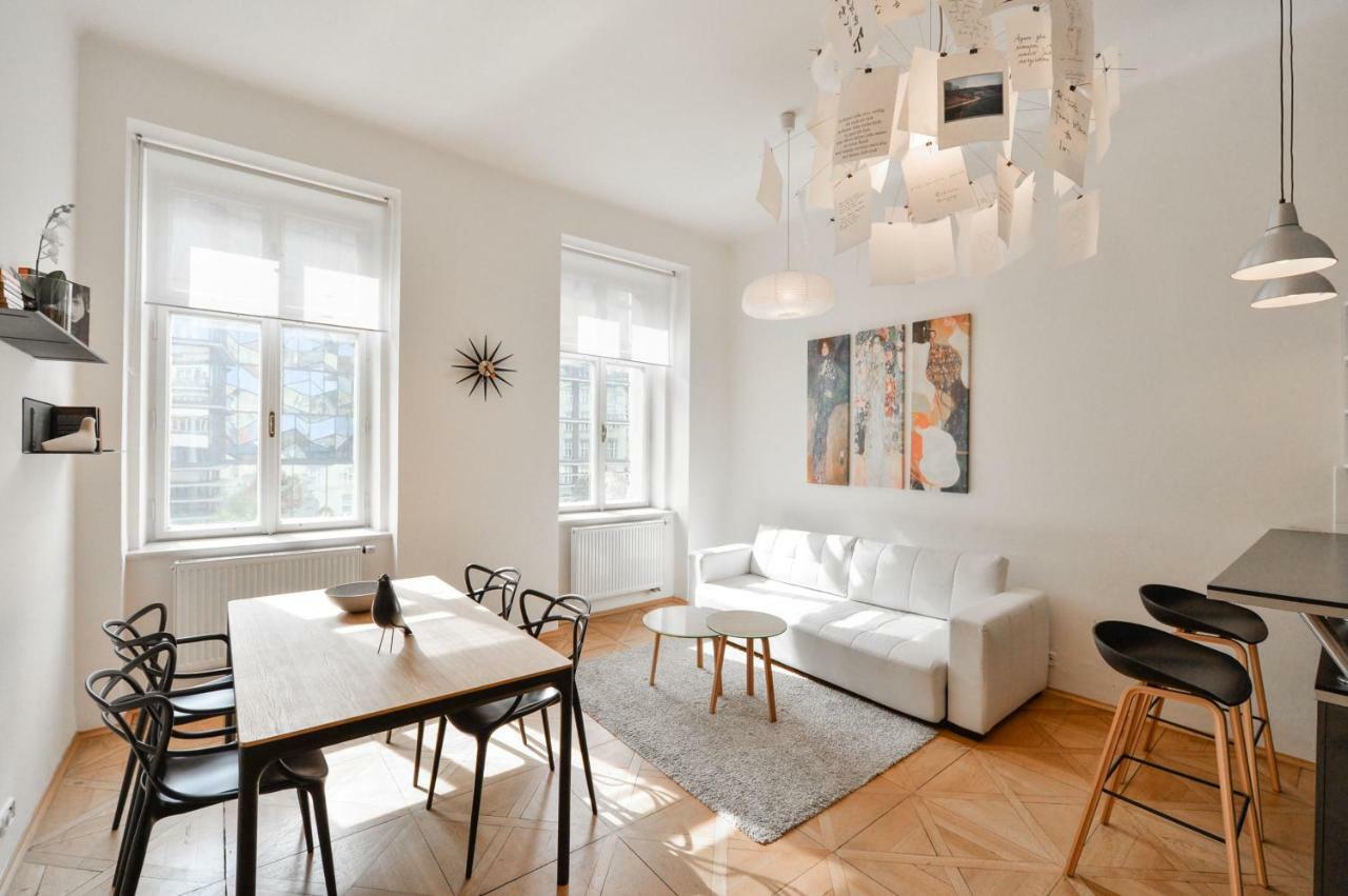 Kafka'S Head Apartment 布拉格 外观 照片